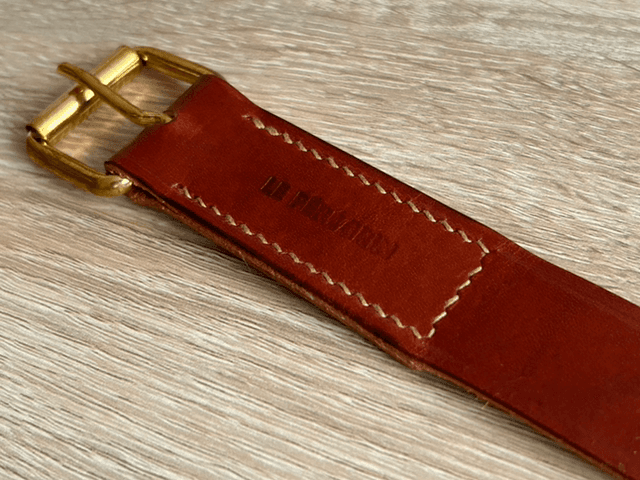 Ceinture en cuir de bœuf/taureau (découpée sur mesure et à la demande - largeur 3cm - coloris “Acajou”)